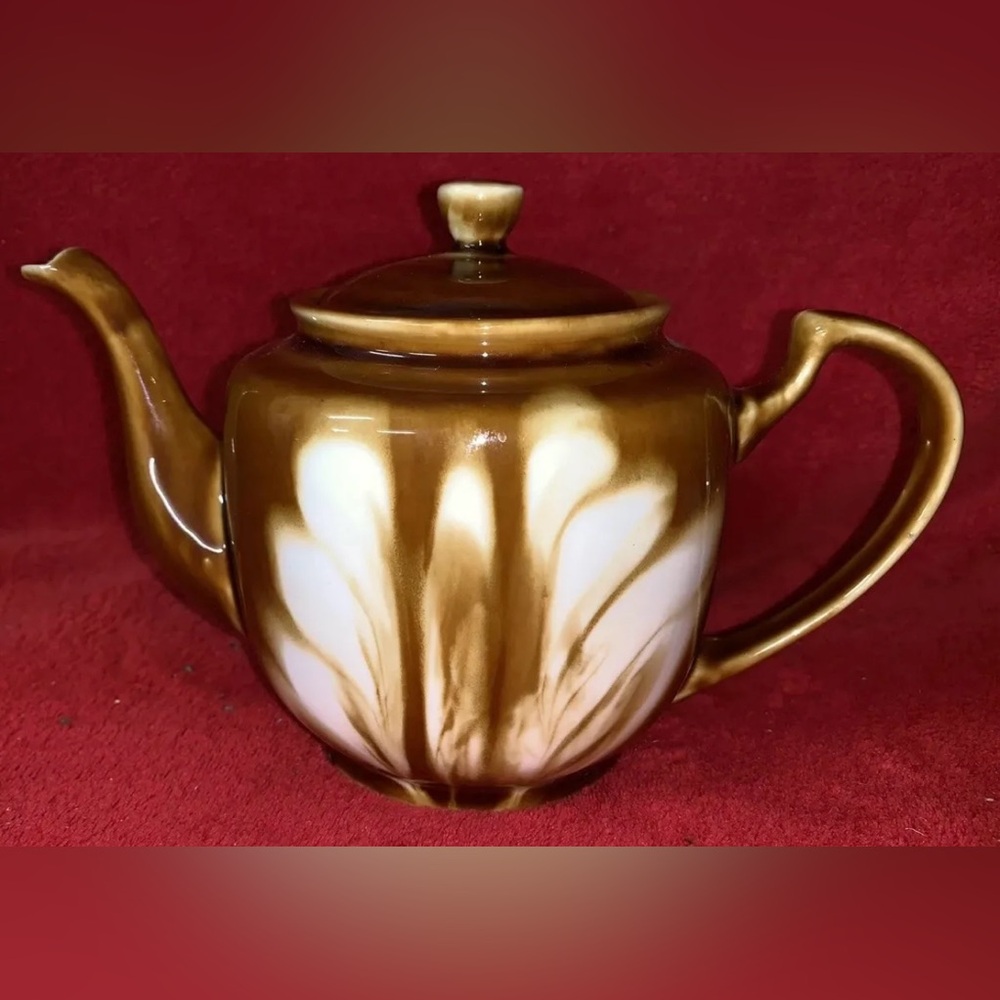 Pottery Glaze Teapot‎ Brown And White, Made In China